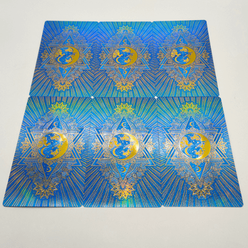 baralho-luxo-gold-impermeavel-resistente-dourado-ingles-colorido-12x7-na-loja-vida-astral-zen