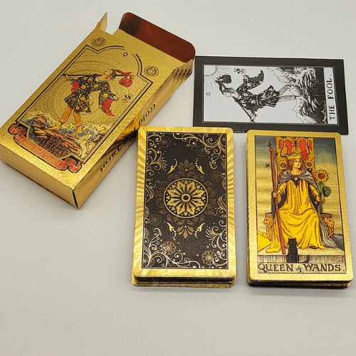 baralho-luxo-gold-impermeavel-resistente-dourado-ingles-colorido-12x7-na-loja-vida-astral-zen